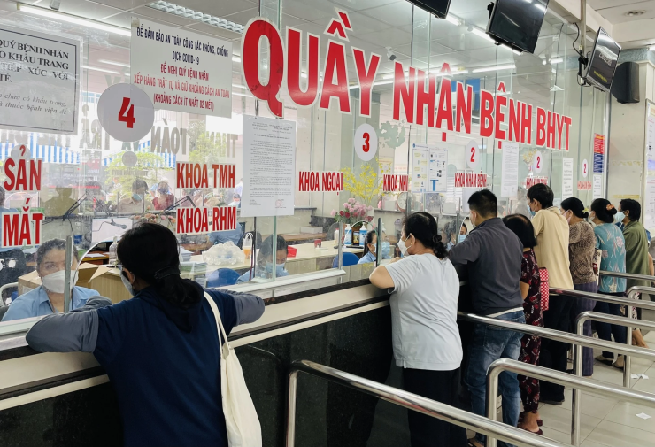 Kiến nghị nghiên cứu xem xét giảm mức đóng bảo hiểm y tế hộ gia đình