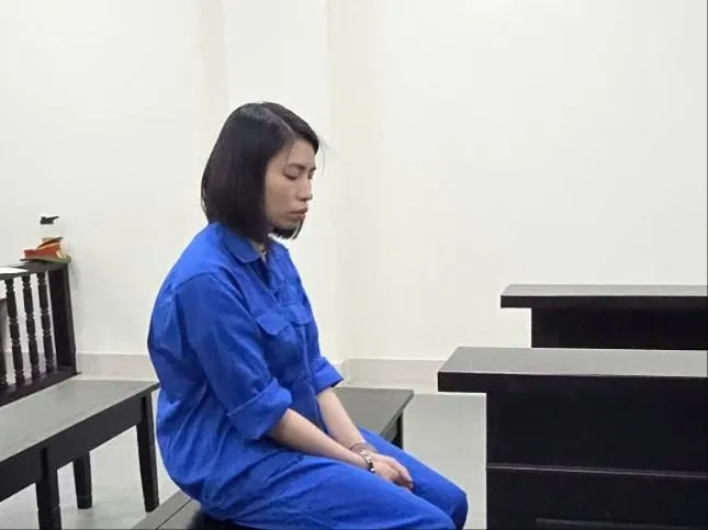 Nữ nhân viên lừa bạn học và hàng xóm gửi tiết kiệm cả trăm tỉ đồng