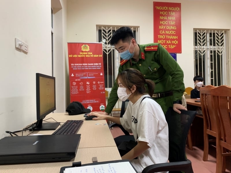 Sinh viên thuê trọ có phải đăng ký tạm trú không? Thủ tục đăng ký tạm trú 2025