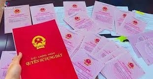 Từ 1-7-2025, người dân xin cấp sổ hồng tại UBND cấp xã như thế nào?